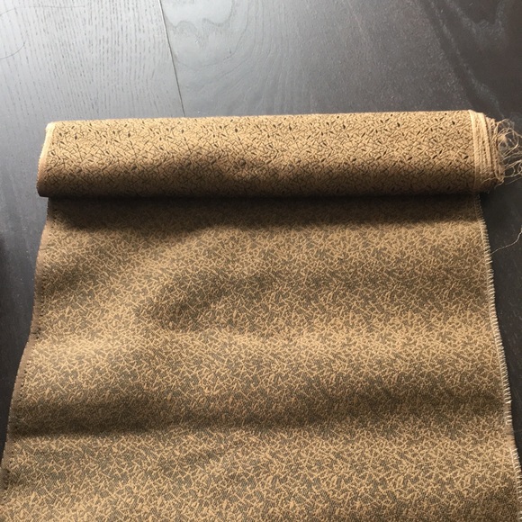 Japanese 🇯🇵 shiny golden black fabric for obi - Picture 6 of 6